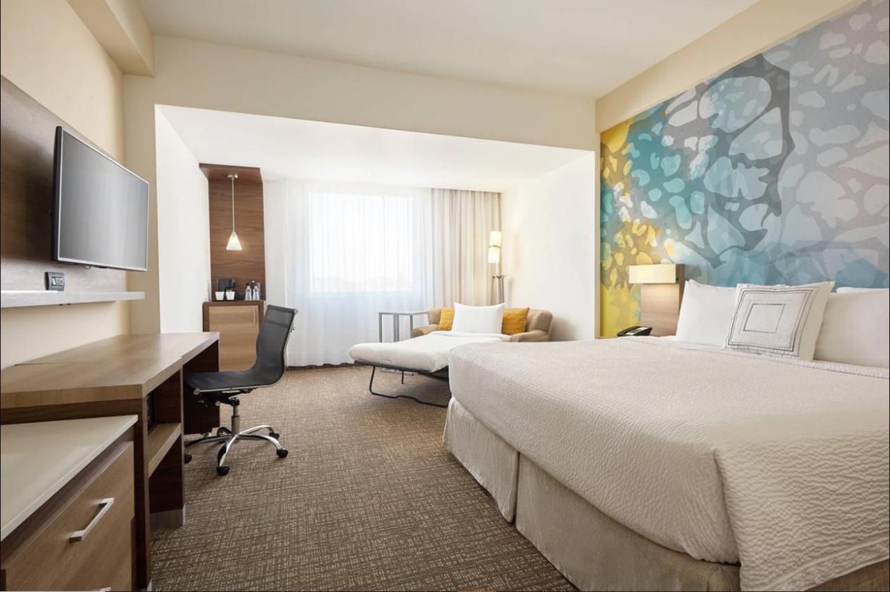 Courtyard By Marriott Хермосило Стая снимка