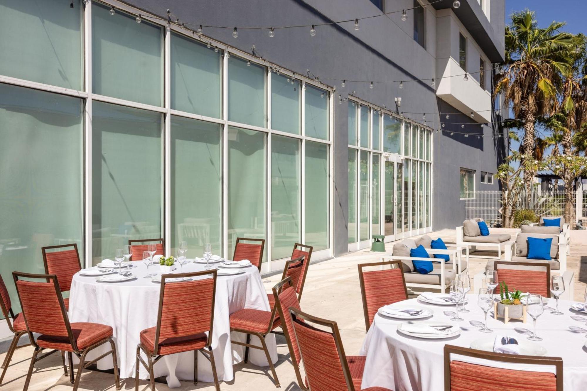 Courtyard By Marriott Хермосило Екстериор снимка