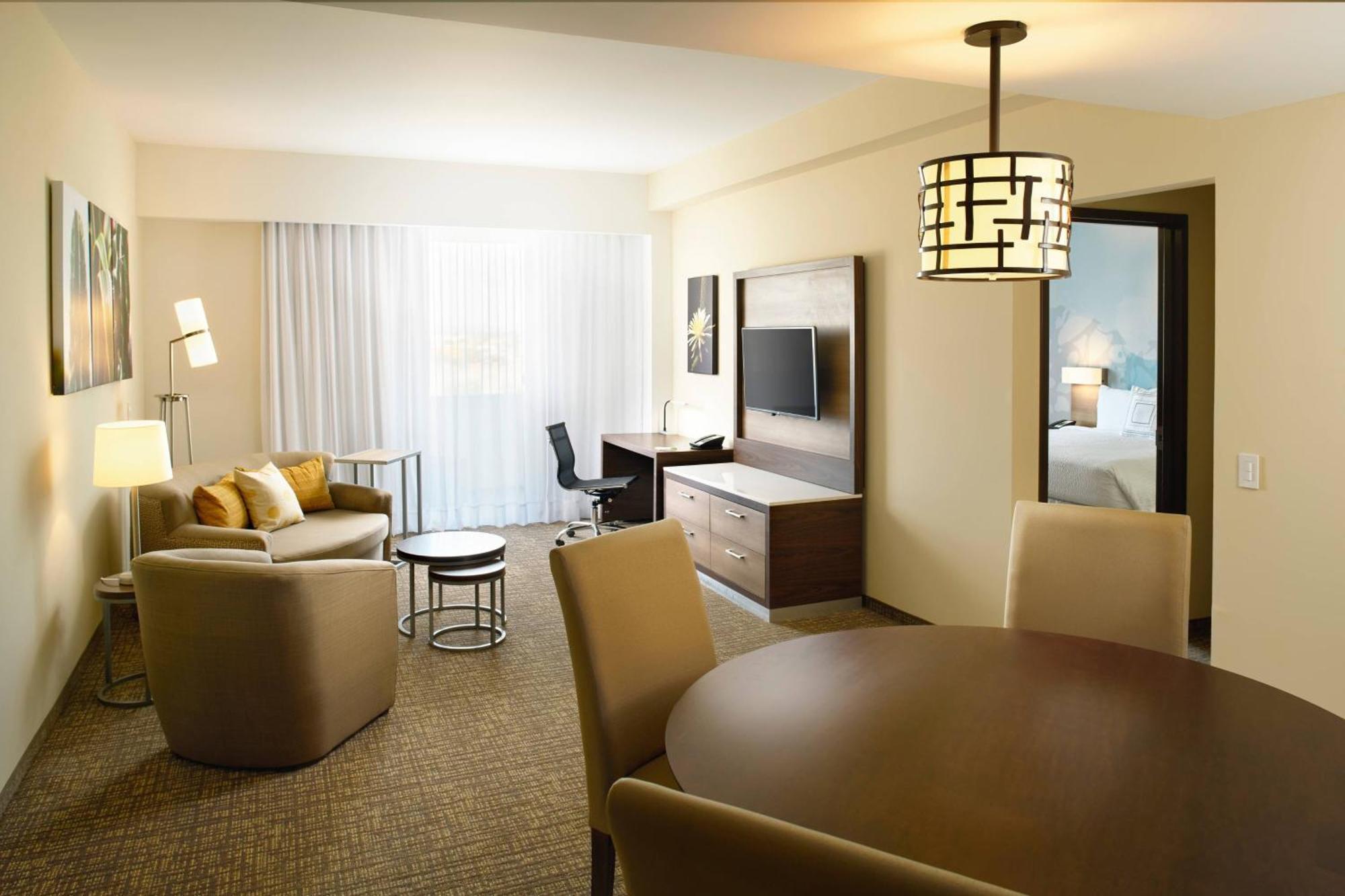 Courtyard By Marriott Хермосило Екстериор снимка