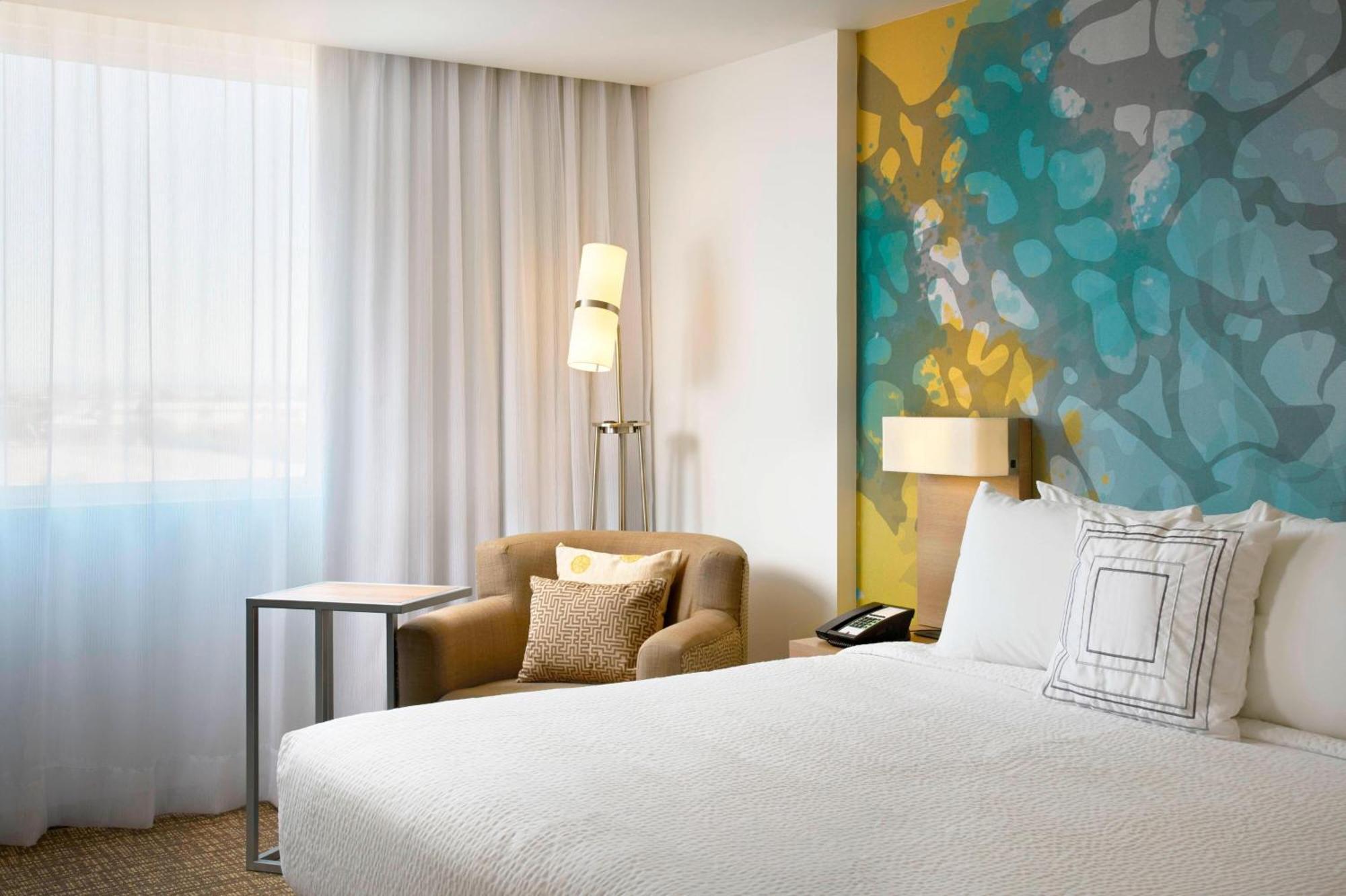 Courtyard By Marriott Хермосило Екстериор снимка