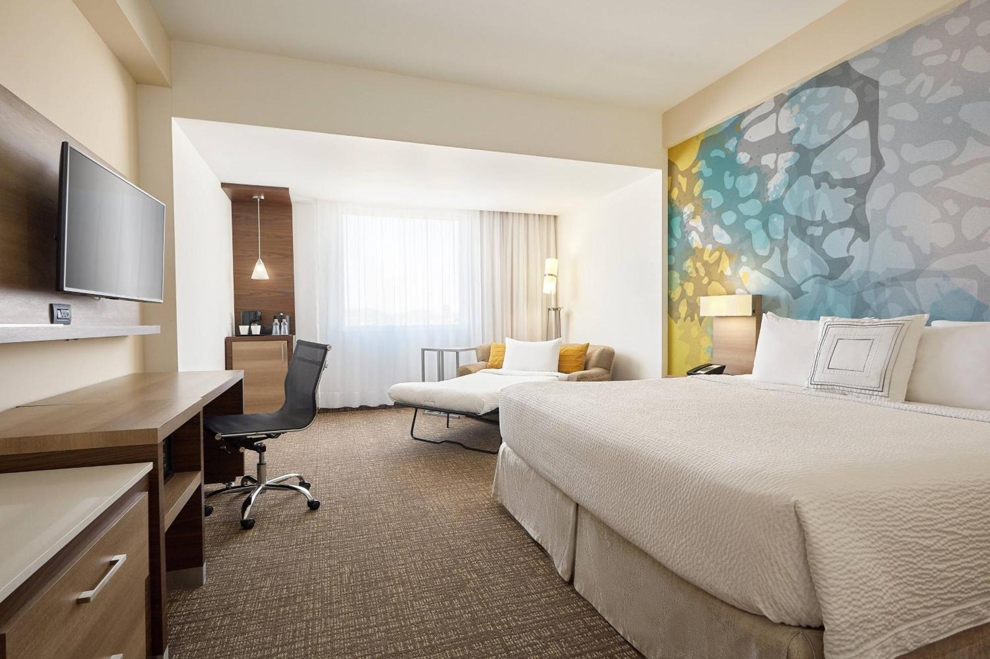 Courtyard By Marriott Хермосило Екстериор снимка