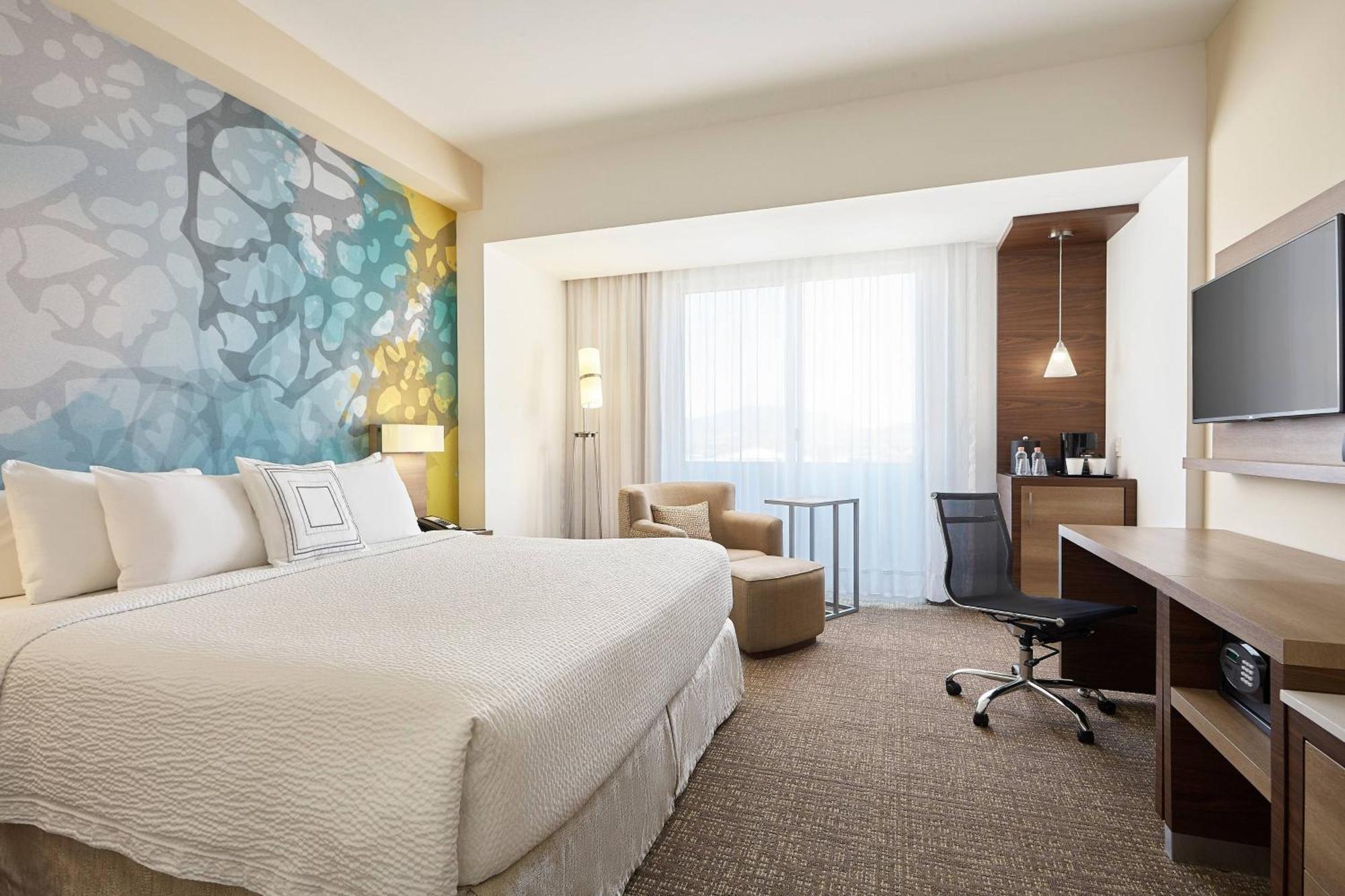 Courtyard By Marriott Хермосило Екстериор снимка